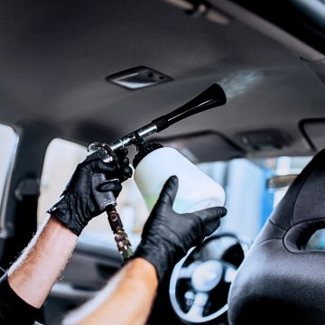 Limpeza de teto de veículo